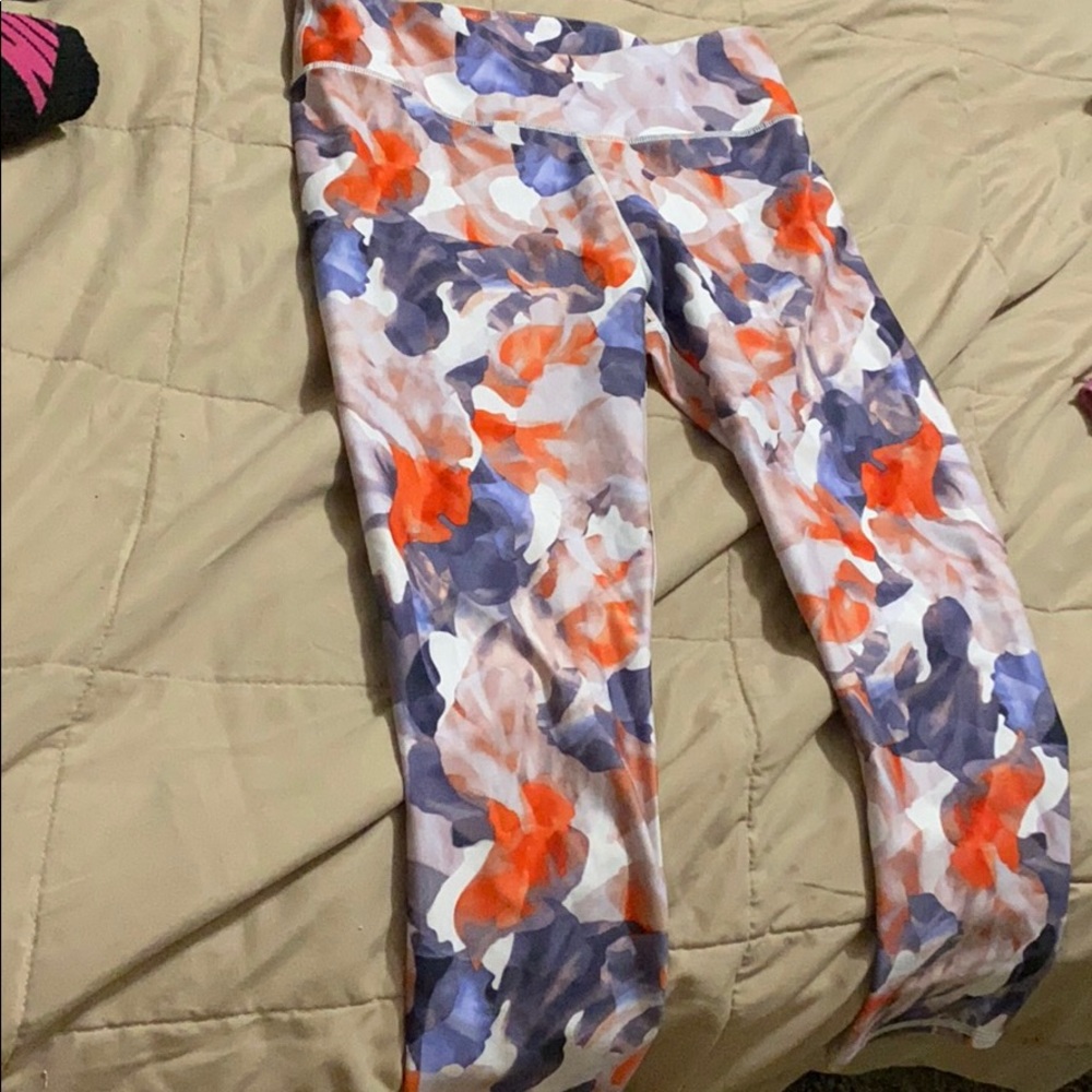 Fabletics crop leggings